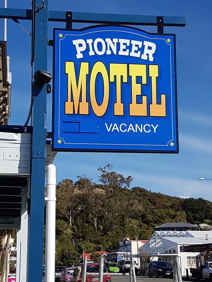 Pioneer Motels Коллингвуд Экстерьер фото